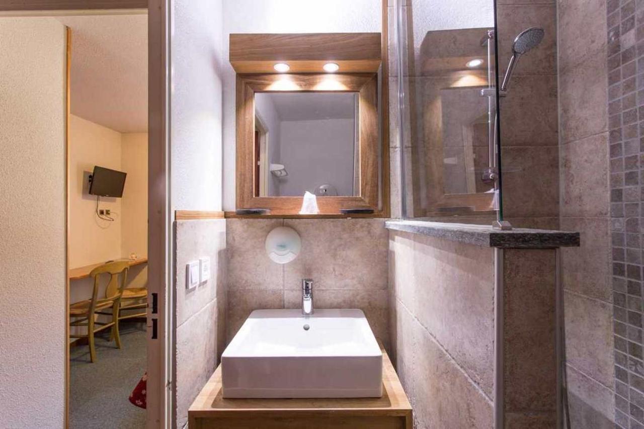 Hotel L'Echaillon เนวาช ภายนอก รูปภาพ