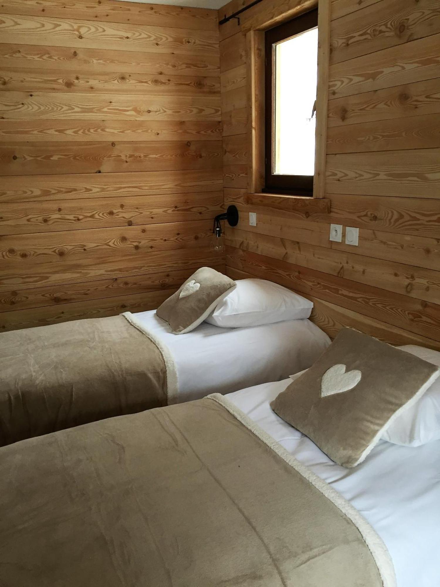 Hotel L'Echaillon เนวาช ภายนอก รูปภาพ