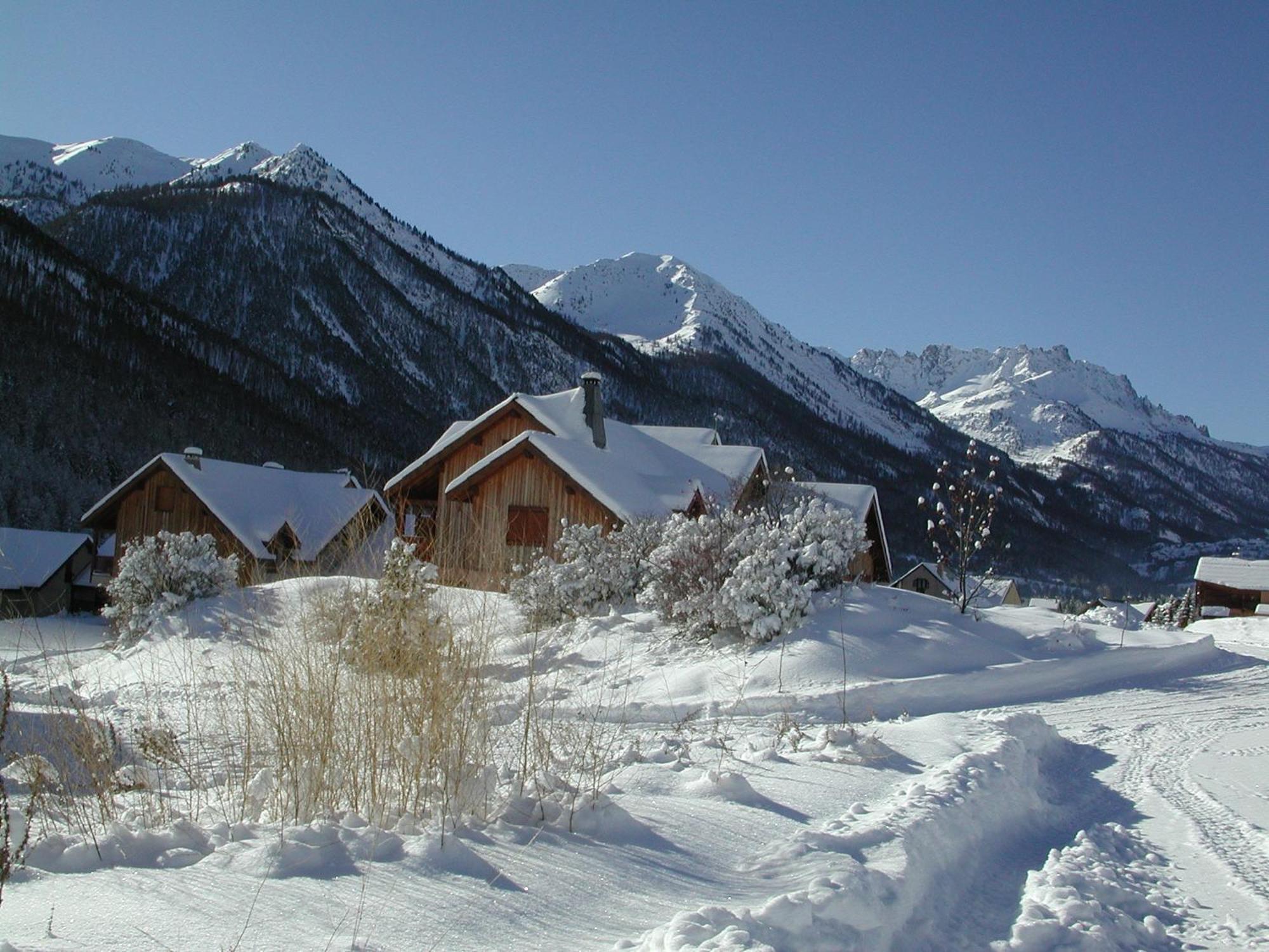 Hotel L'Echaillon เนวาช ภายนอก รูปภาพ